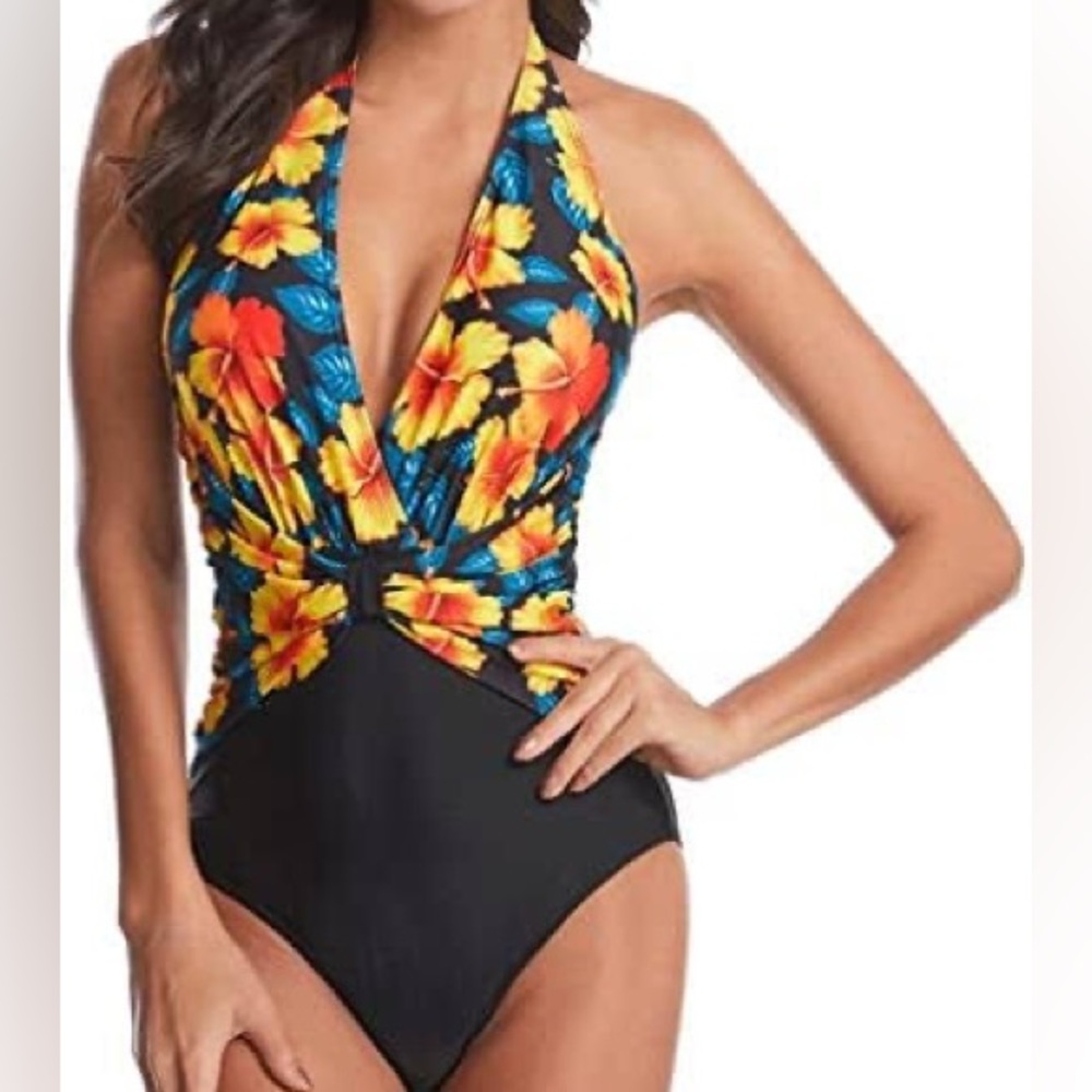 Womens one piece Halter style ruched tummy concealer Swimsuit Bathing Suit NWT